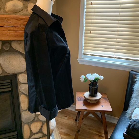 Banana Republic 3/4 Sleeve Button down Shirt (NWT) - Picture 6 of 10